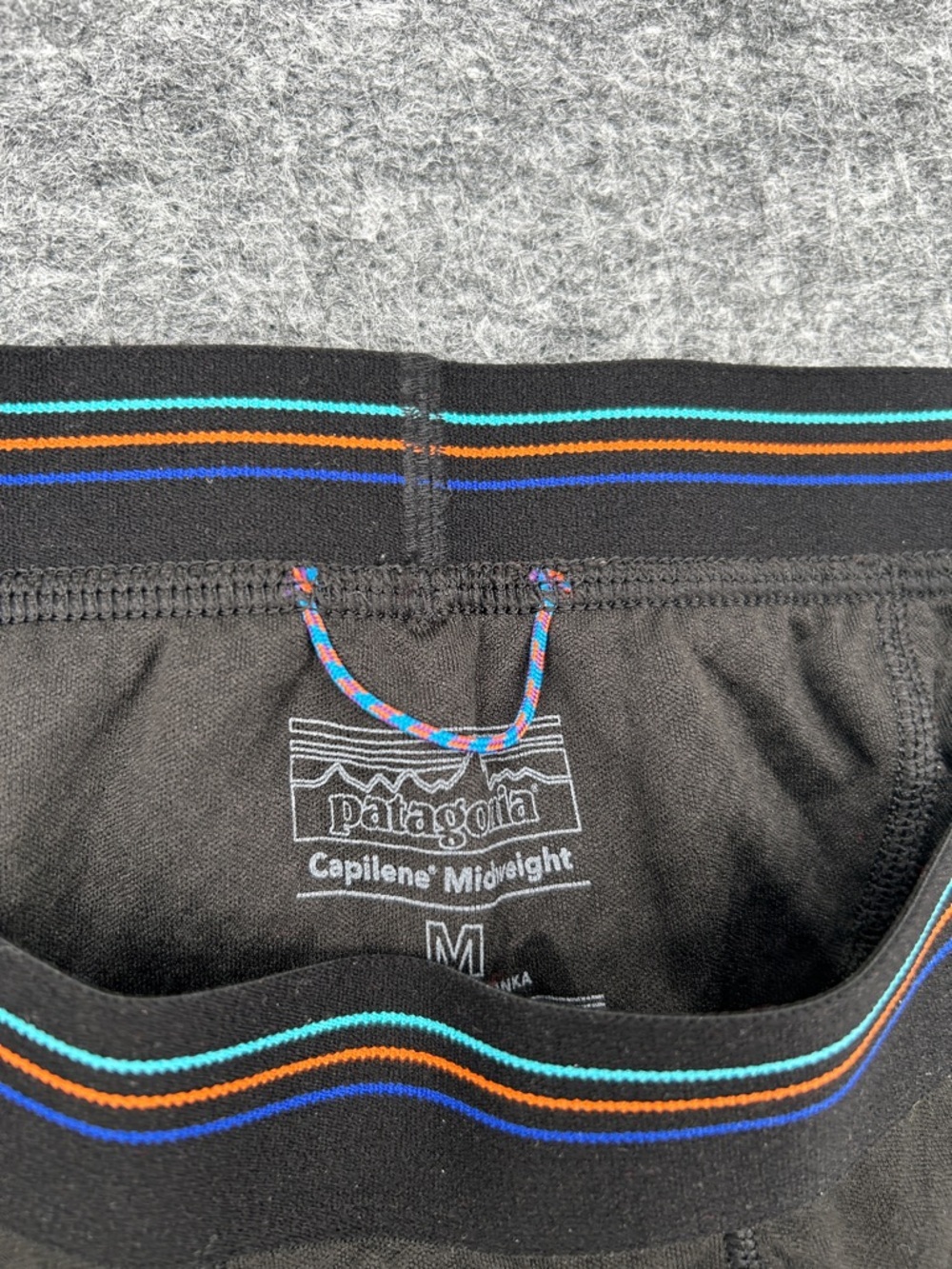 Patagonia Men's Black Capilene Thermal Midweight Bottoms Size M - Picture 2 of 12